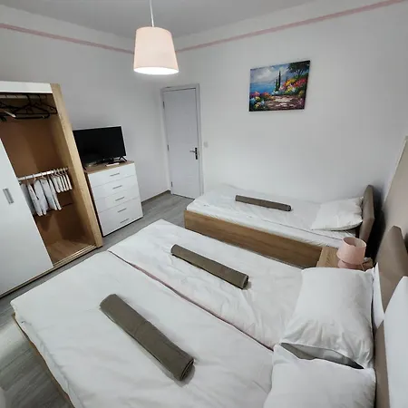 Appartamento Luxury Two Bedroom Crown