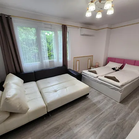 Luxury Two Bedroom Crown Appartamento Pravets