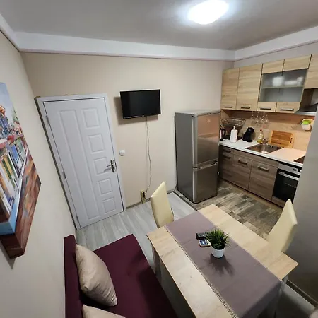 Luxury Two Bedroom Crown Appartamento