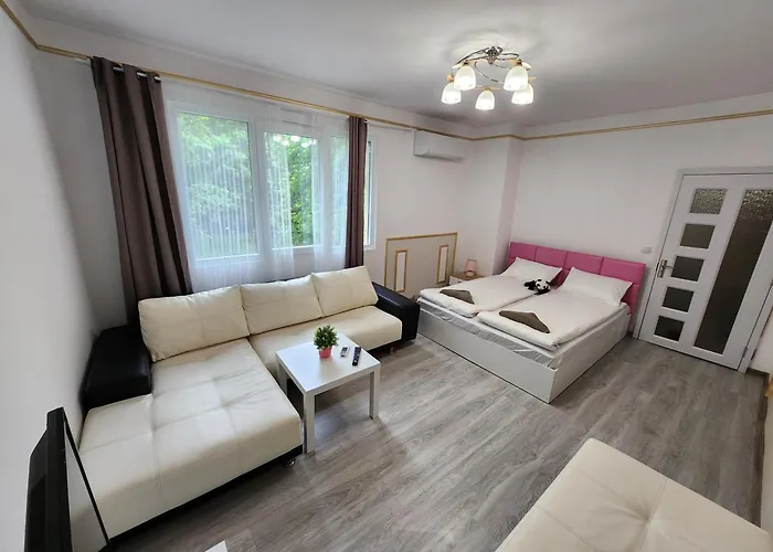 Apartmán Luxury Two Bedroom Crown *